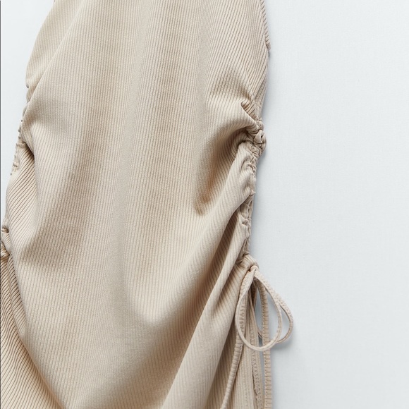ZARA| RIBBED TANK W/ RUCHED SIDES - Picture 4 of 7